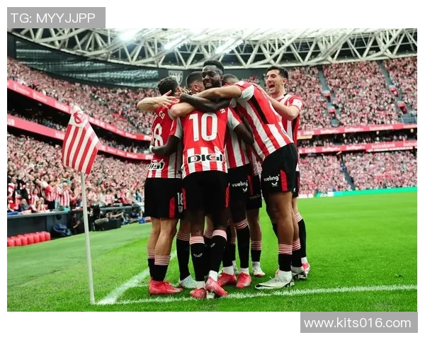 足球明星风采尽显精彩瞬间的照片合集与背后的故事分享 足球明星风采尽显精彩瞬间的照片合集与背后的故事分享